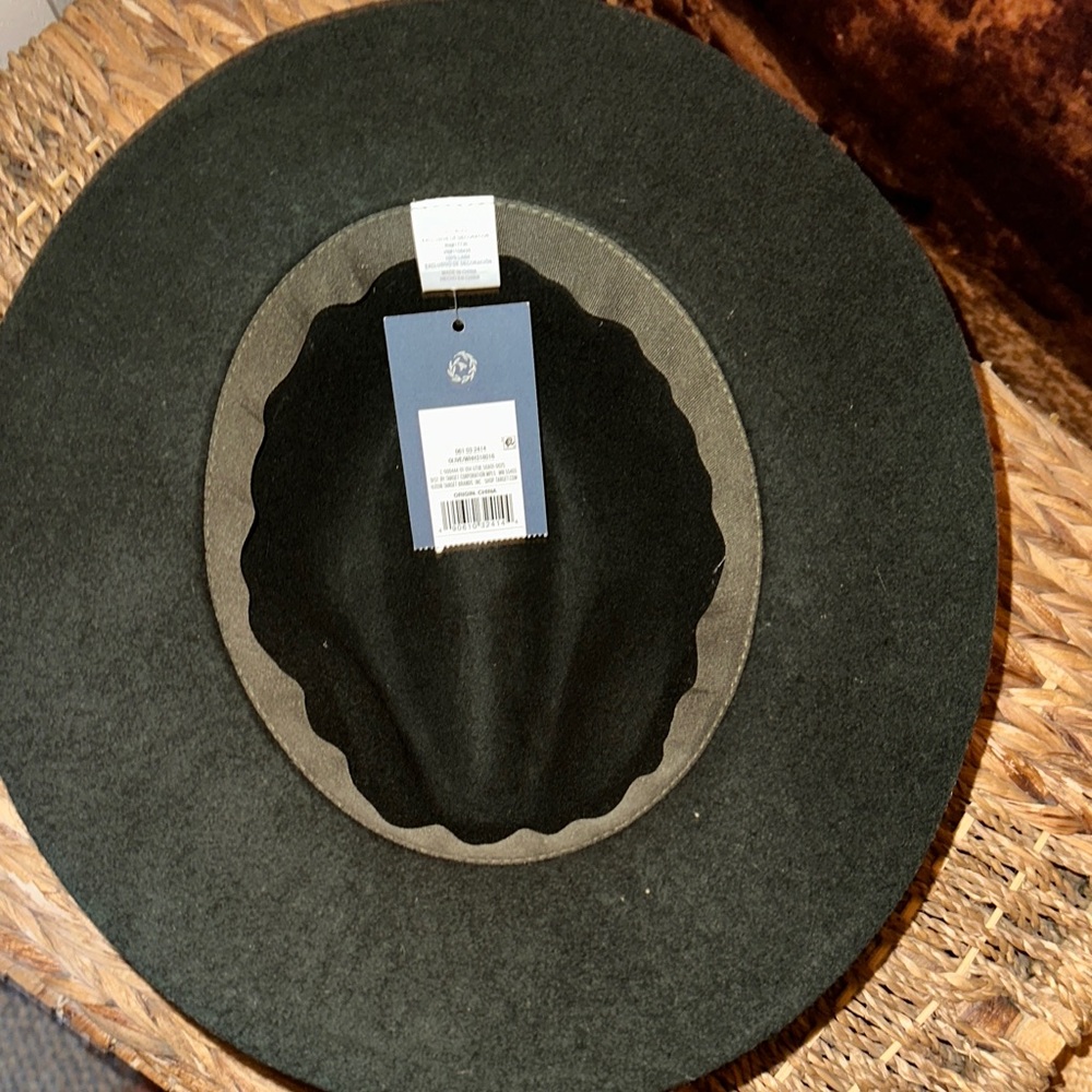 Universal Thread Wool Hat - Picture 4 of 4